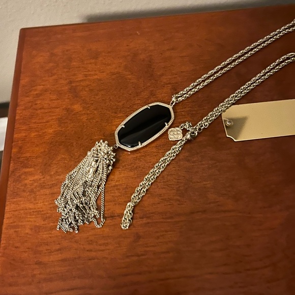 Kendra Scott Dani earrings and Tassel Necklace Set!  Black and Gold - Picture 6 of 9